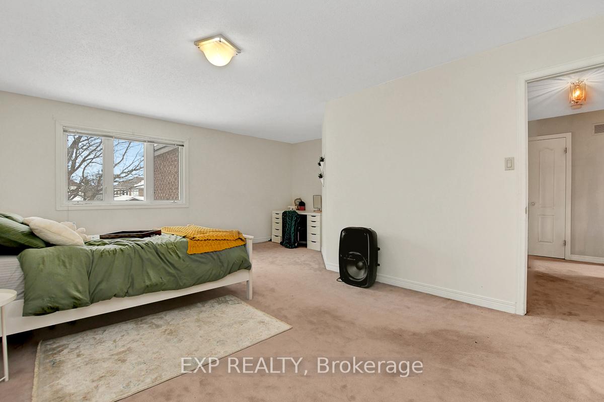 Photo 24 of 28 Cellini Court, Ottawa, Hunt Club Park — HOMEH