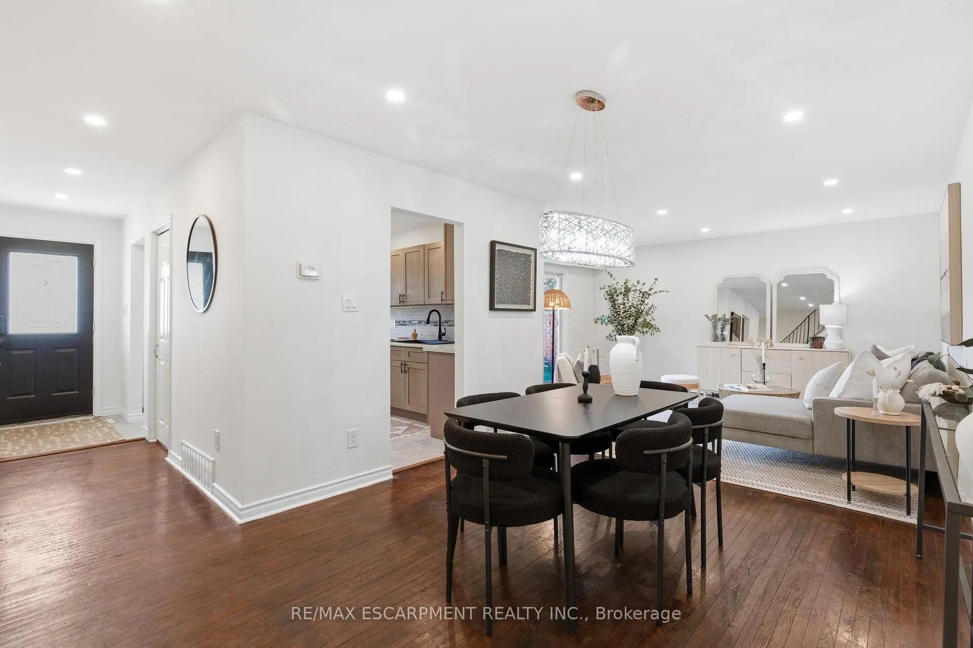 Photo 13 of 587 Timber Lane, Burlington, Appleby — HOMEH