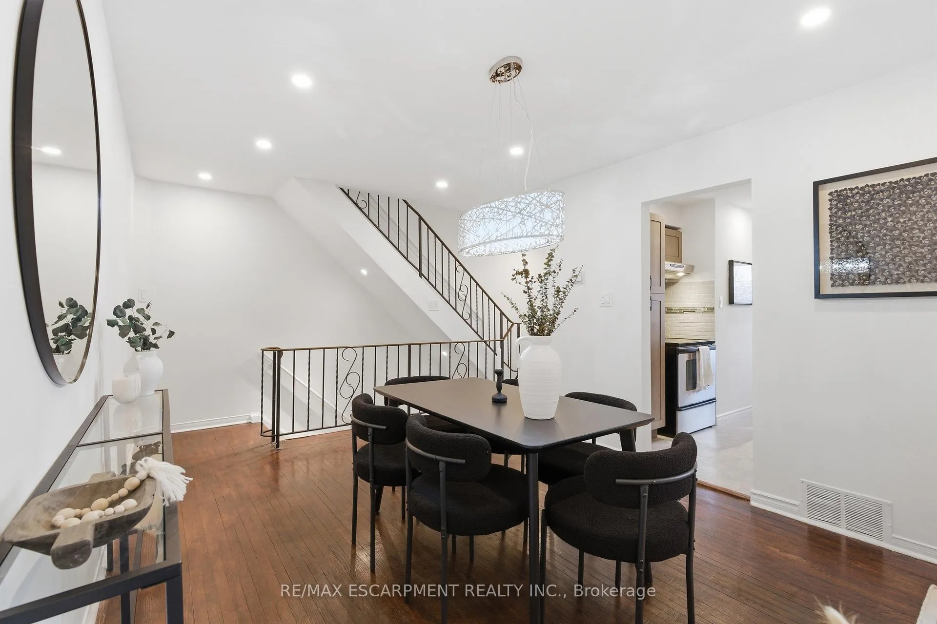 Photo 14 of 587 Timber Lane, Burlington, Appleby — HOMEH