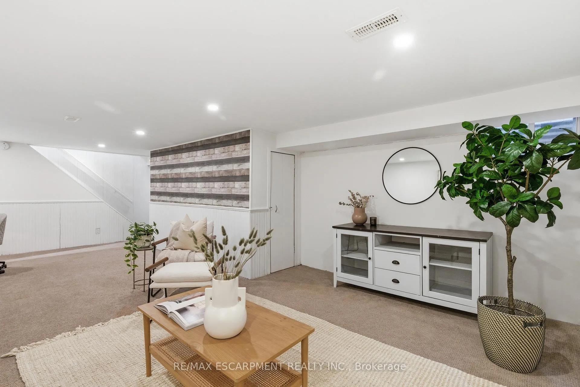 Photo 38 of 587 Timber Lane, Burlington, Appleby — HOMEH