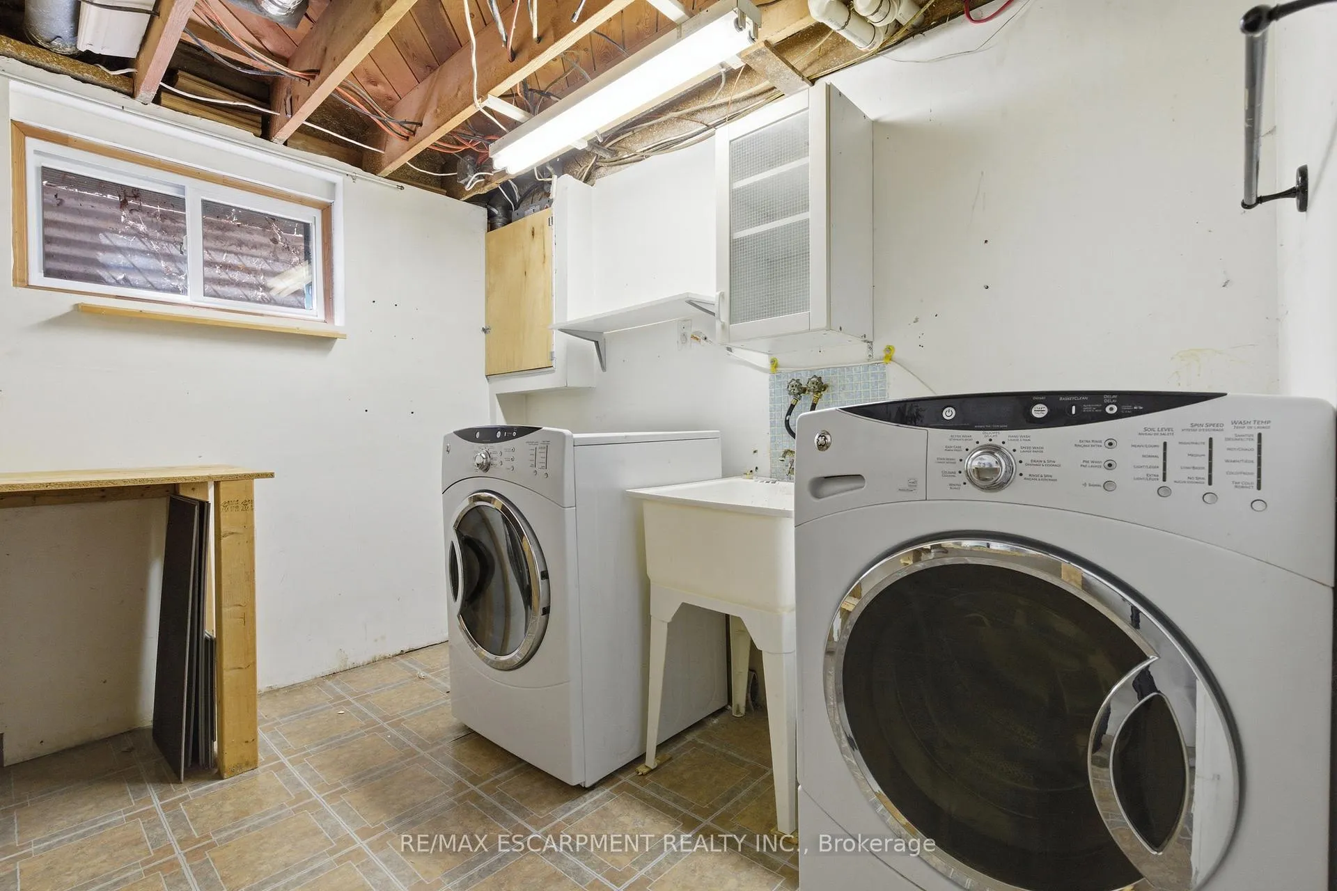 Photo 42 of 587 Timber Lane, Burlington, Appleby — HOMEH