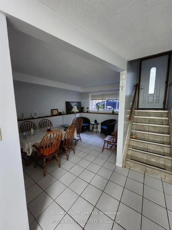 Photo 5 of 62 Talbot Street, St. Thomas — HOMEH