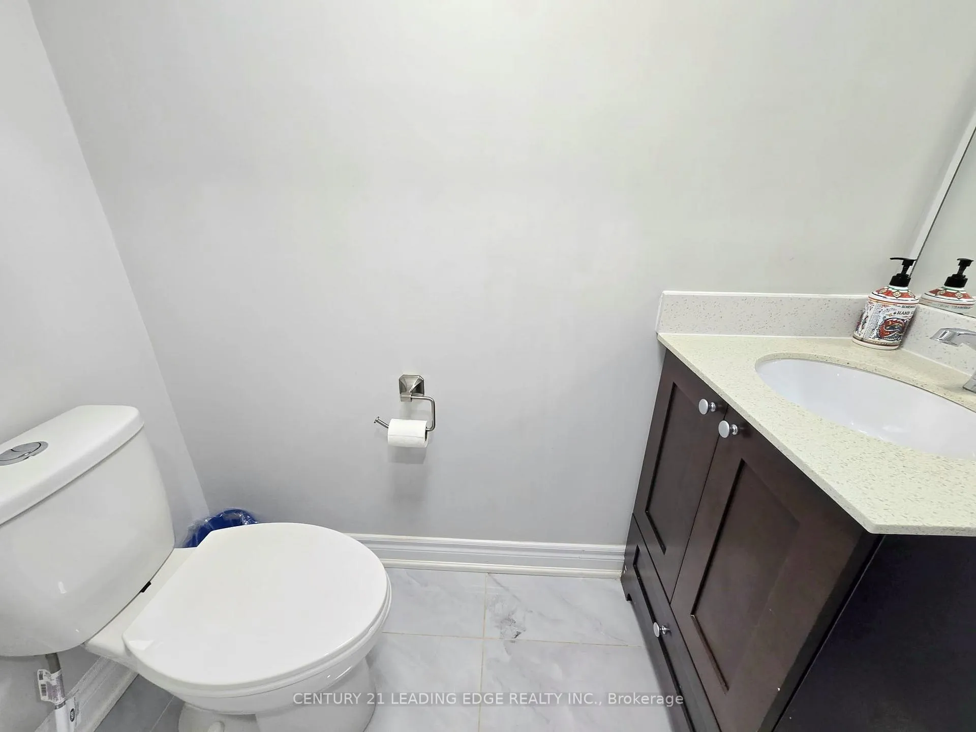 Photo 5 of 24 Guinevere Road, Markham, Cedarwood — HOMEH