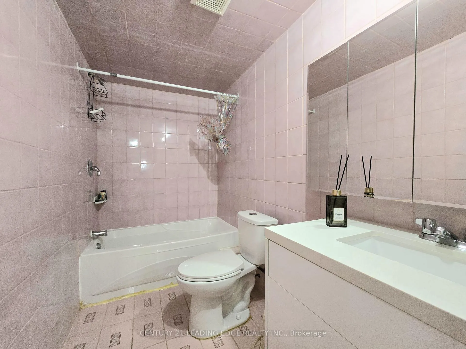 Photo 35 of 24 Guinevere Road, Markham, Cedarwood — HOMEH