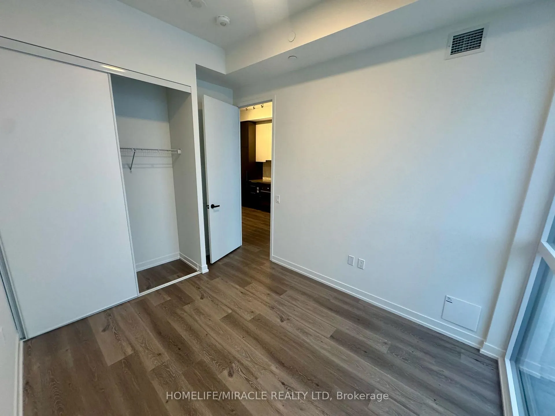 Photo 14 of Unit 1611, 225 Commerce Street, Vaughan, Vaughan Corporate Centre — HOMEH