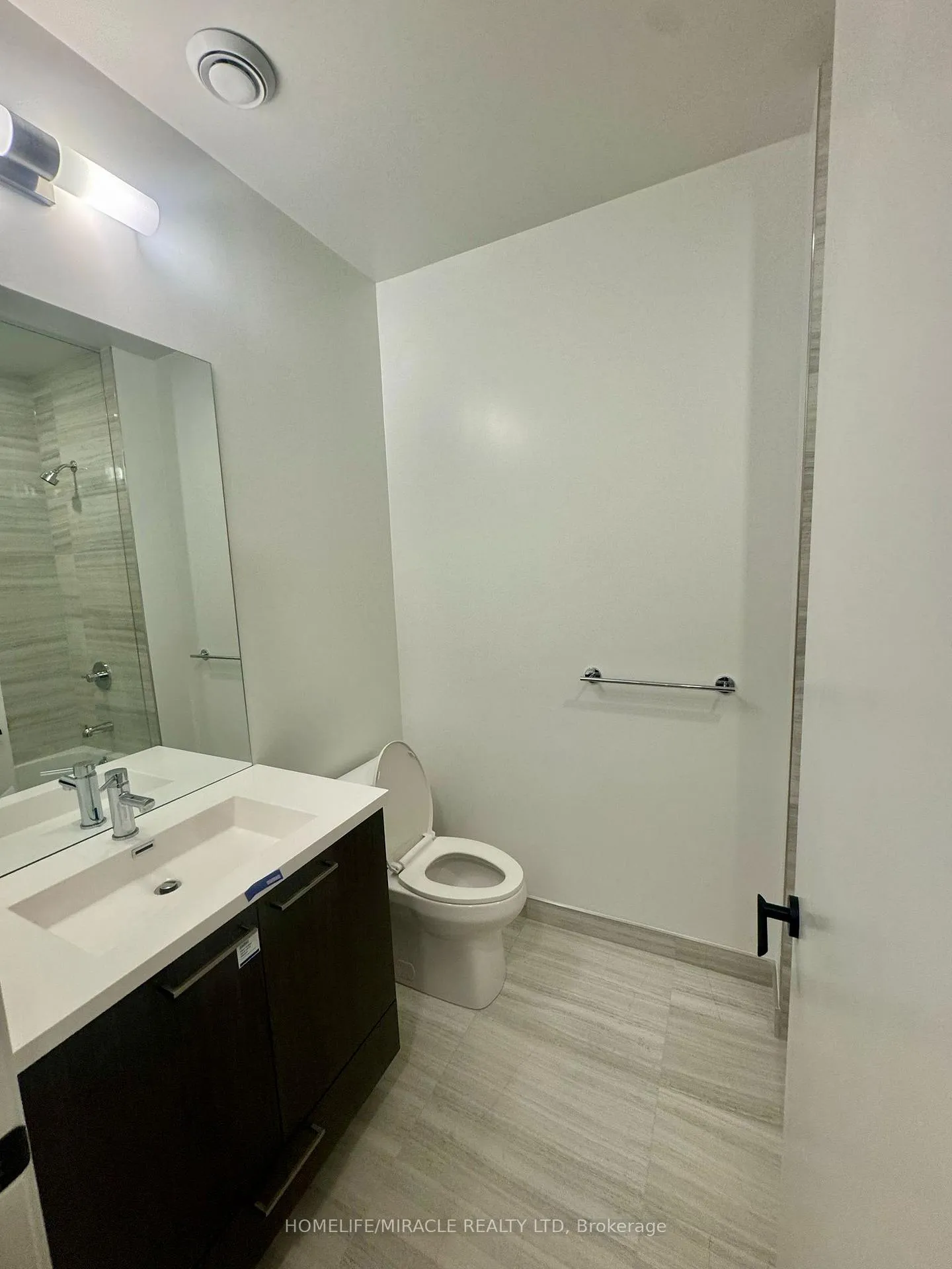 Photo 19 of Unit 1611, 225 Commerce Street, Vaughan, Vaughan Corporate Centre — HOMEH