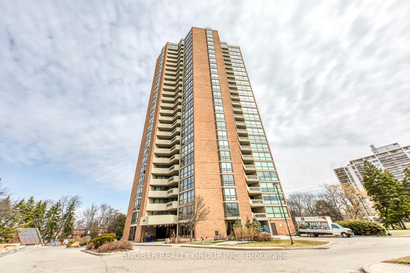 Front of Unit 2102, 2010 Islington Avenue