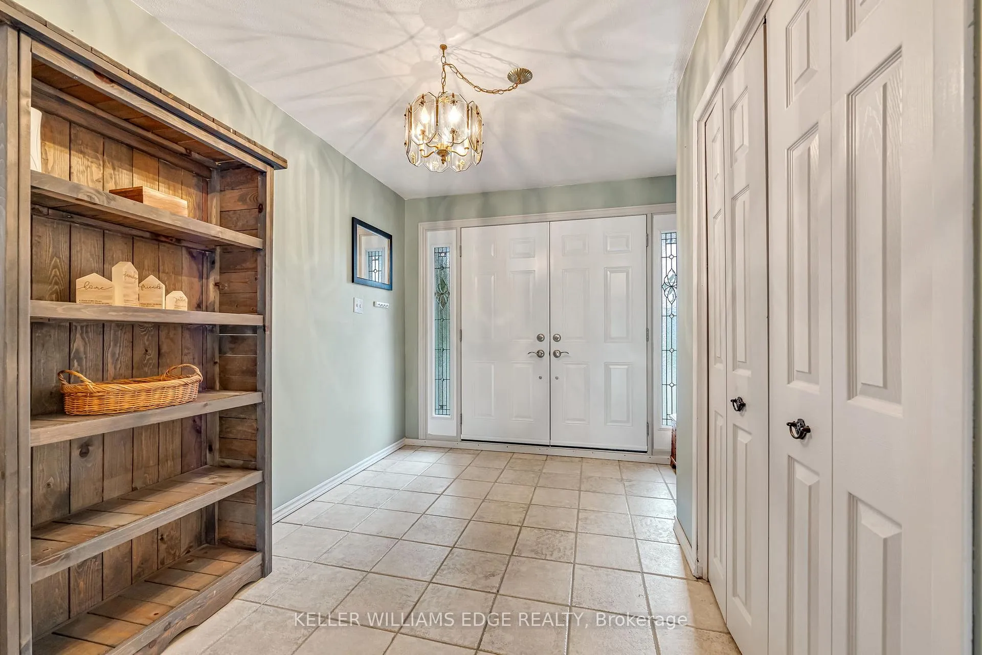 Photo 3 of 5352 Salem Road, Burlington, Appleby — HOMEH