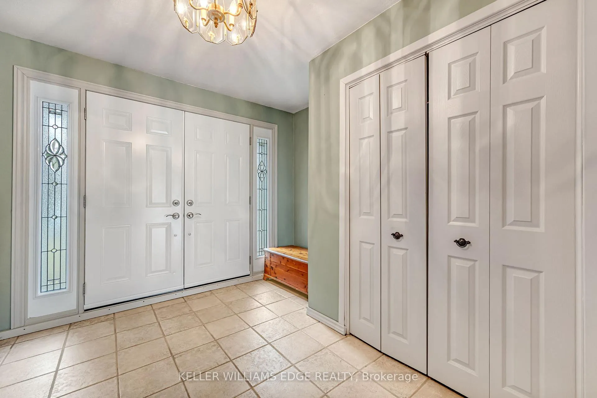 Photo 4 of 5352 Salem Road, Burlington, Appleby — HOMEH