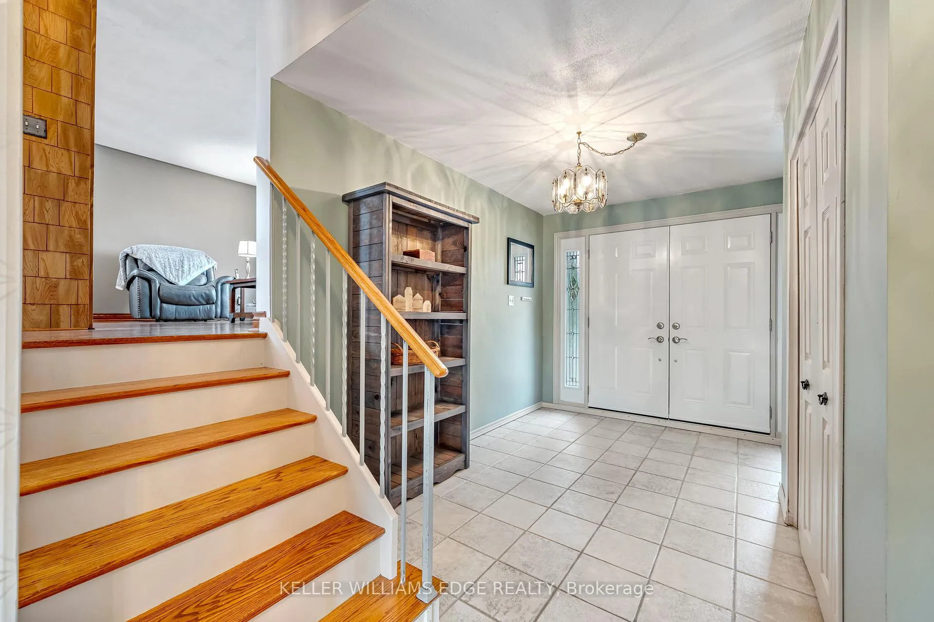 Photo 5 of 5352 Salem Road, Burlington, Appleby — HOMEH
