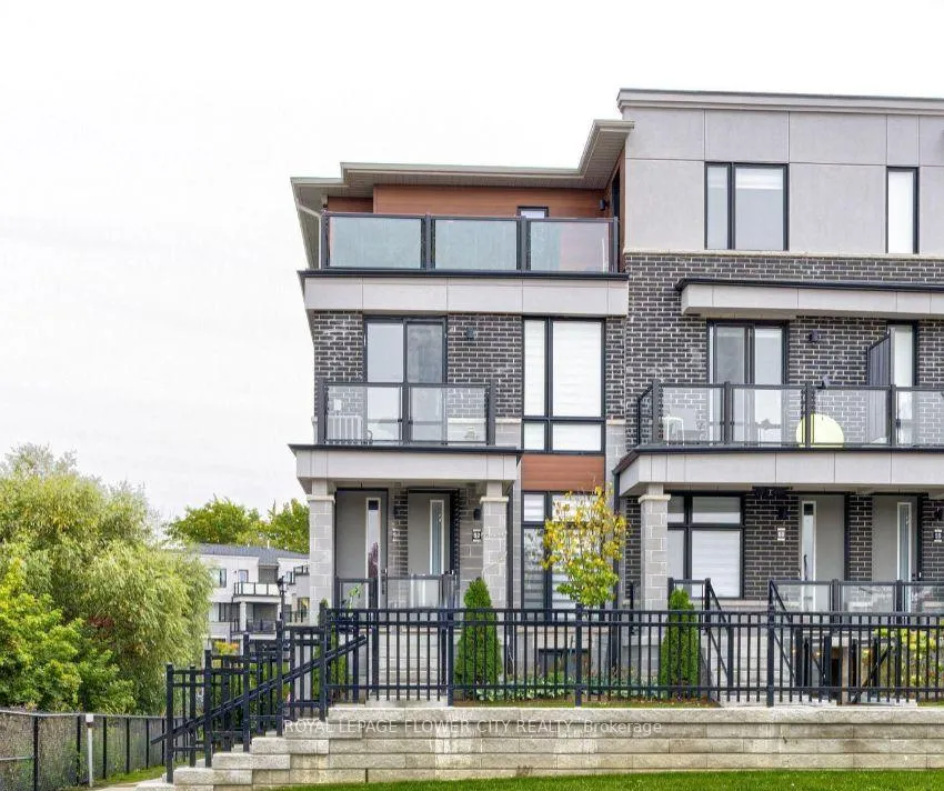 Photo 2 of Unit 52, 70 Knotsberry Circle, Brampton, Bram West — HOMEH