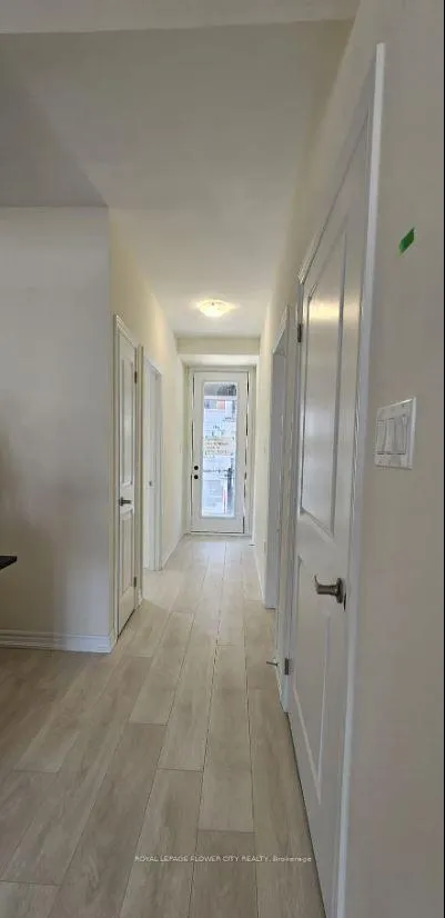 Photo 3 of Unit 52, 70 Knotsberry Circle, Brampton, Bram West — HOMEH