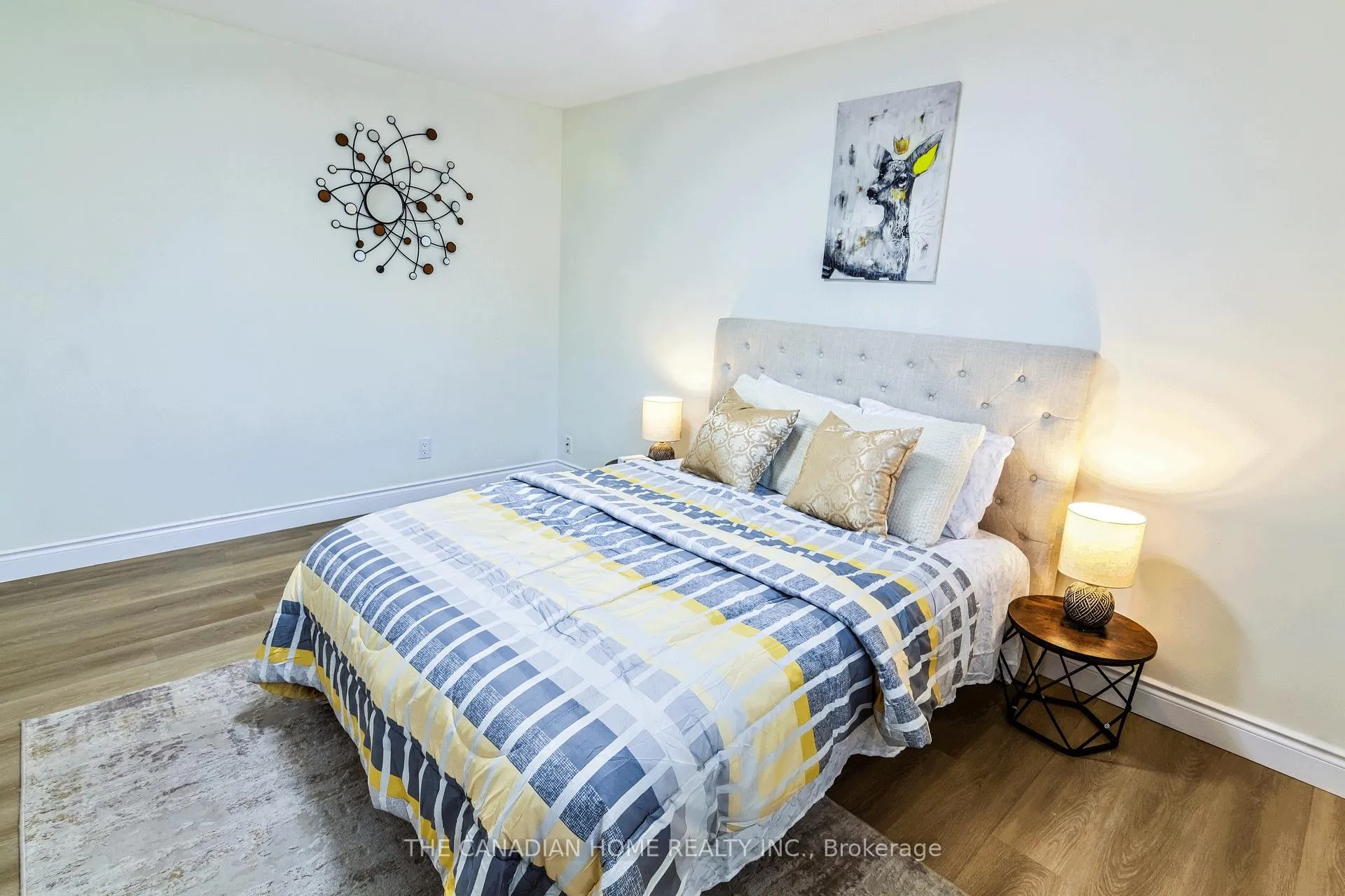 Photo 10 of 350 Boxbury Drive, Waterloo — HOMEH