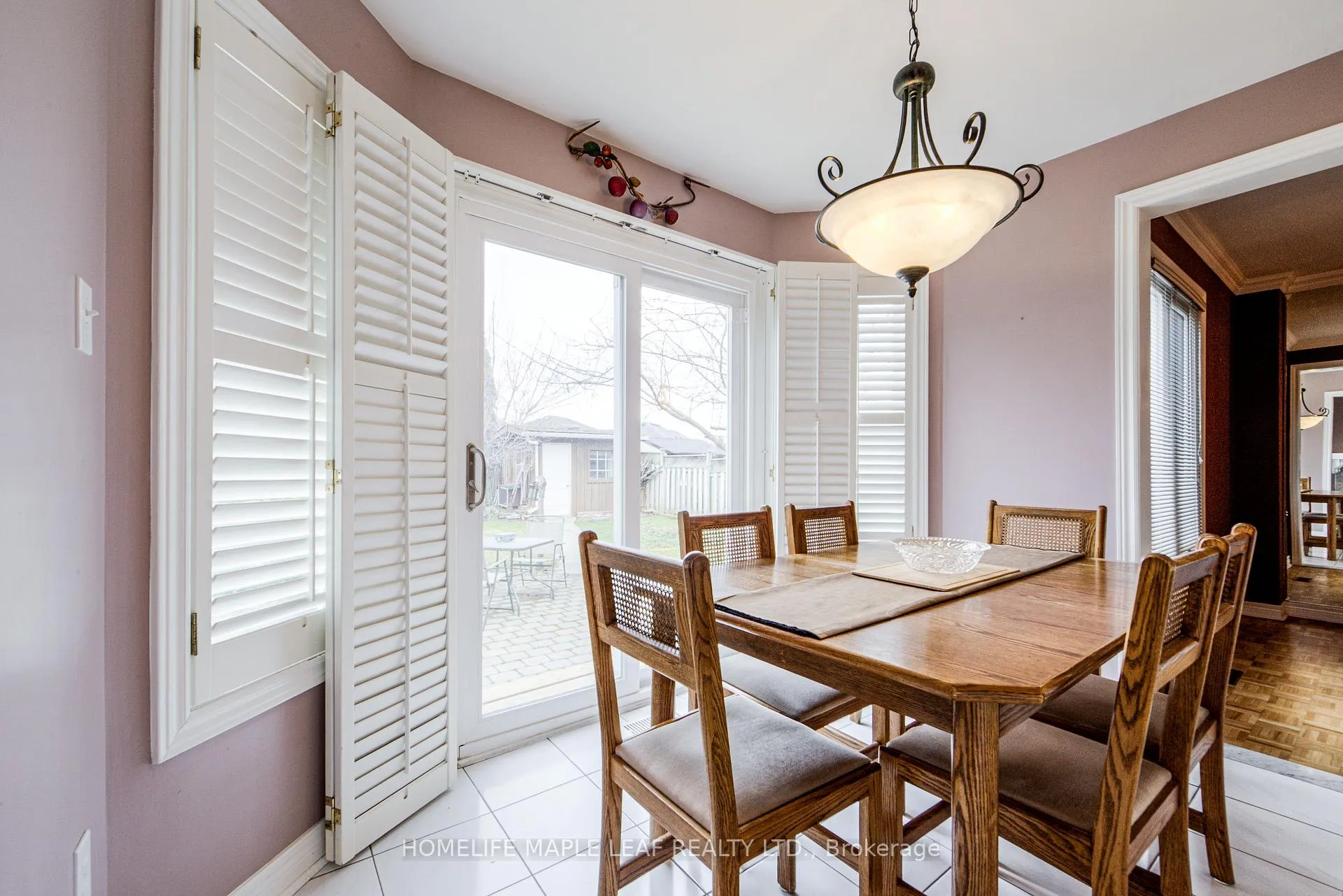 Photo 12 of 25 Grampian Avenue, Vaughan, Maple — HOMEH
