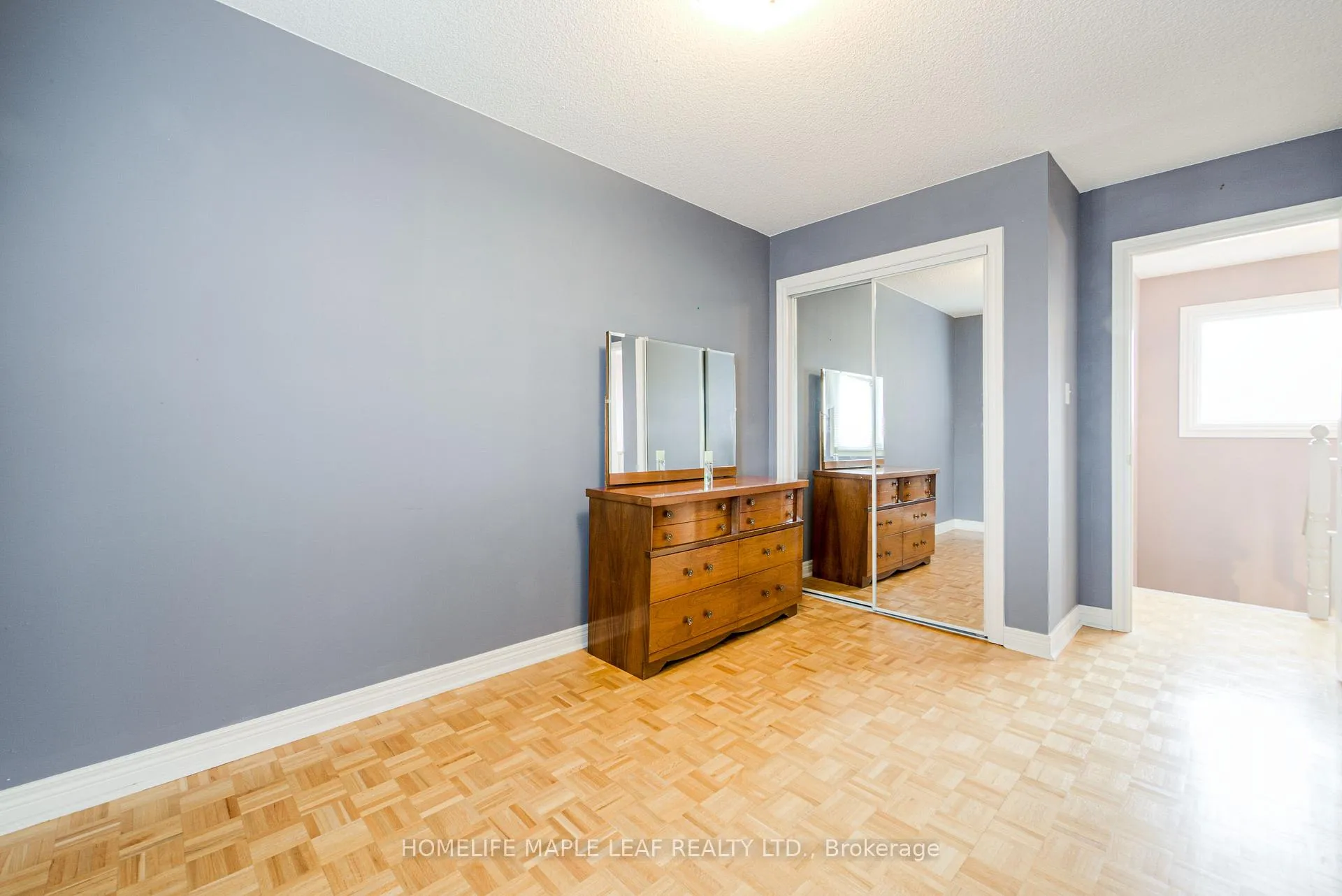Photo 26 of 25 Grampian Avenue, Vaughan, Maple — HOMEH