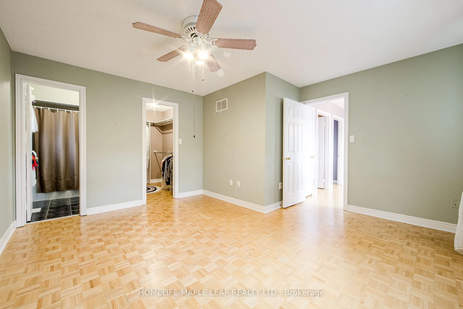 Photo 31 of 25 Grampian Avenue, Vaughan, Maple — HOMEH