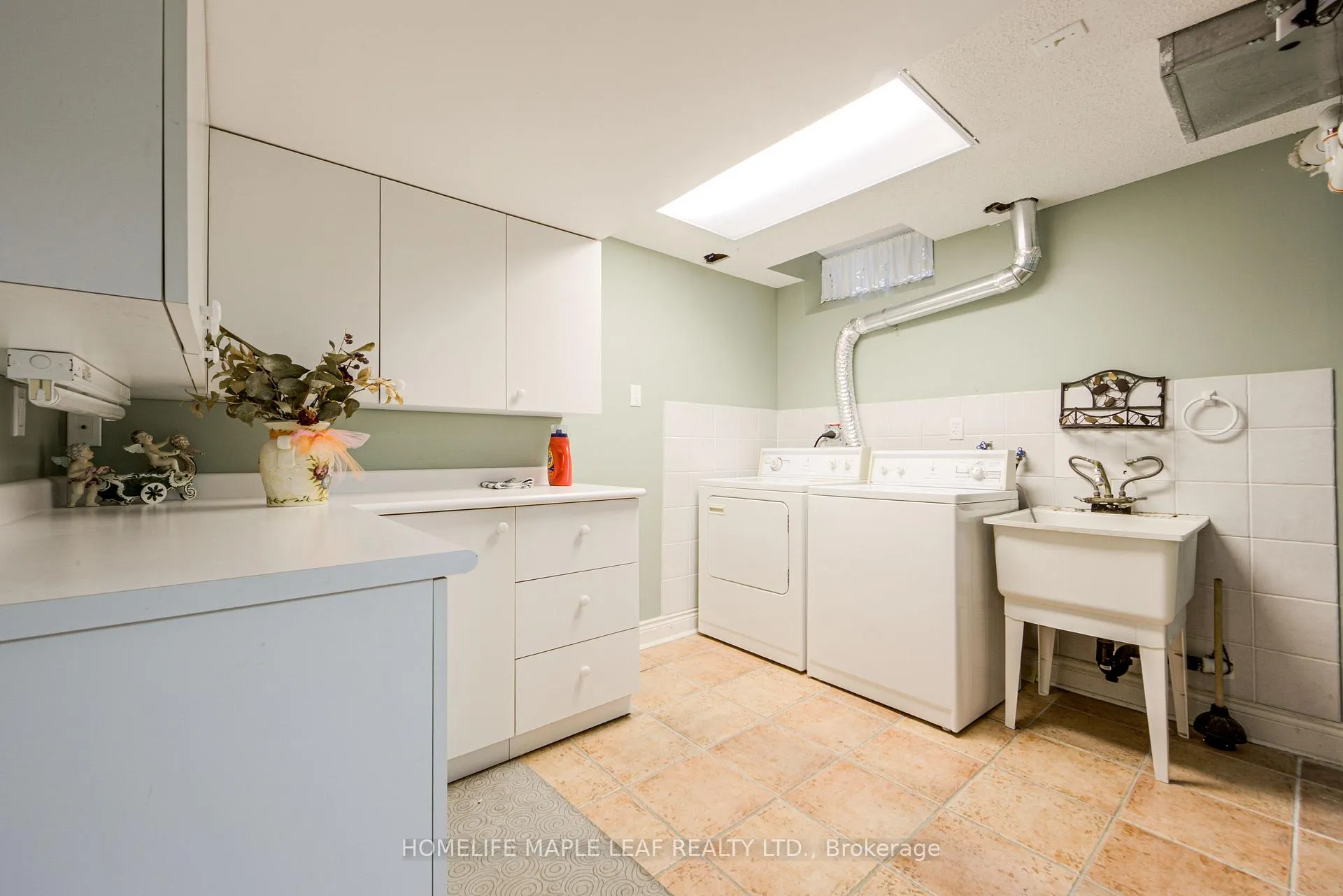Photo 41 of 25 Grampian Avenue, Vaughan, Maple — HOMEH