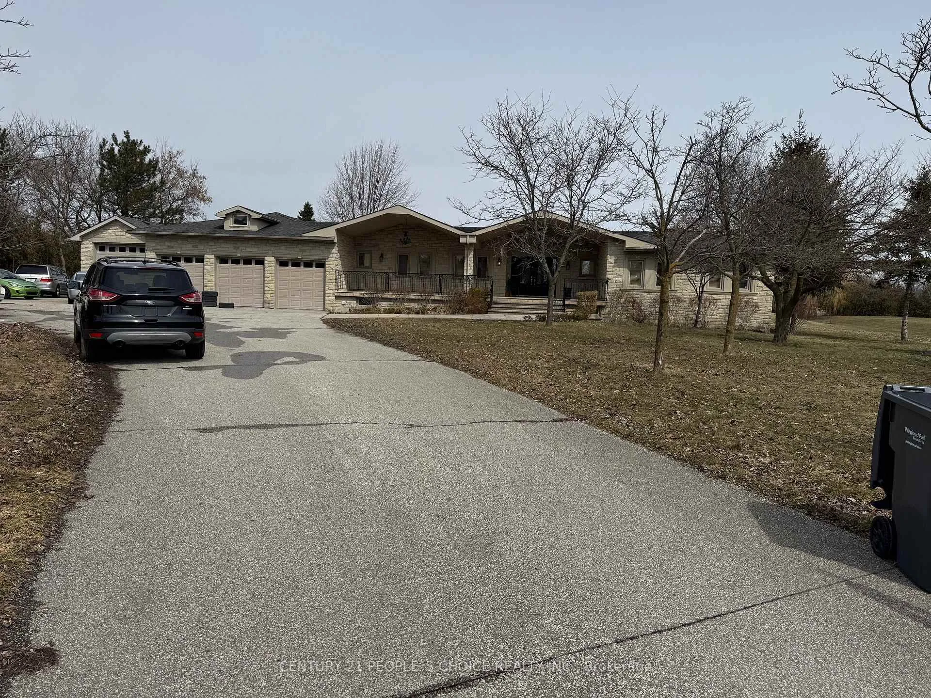 Photo 2 of 32 Michelangelo Boulevard, Brampton, Toronto Gore Rural Estate — HOMEH