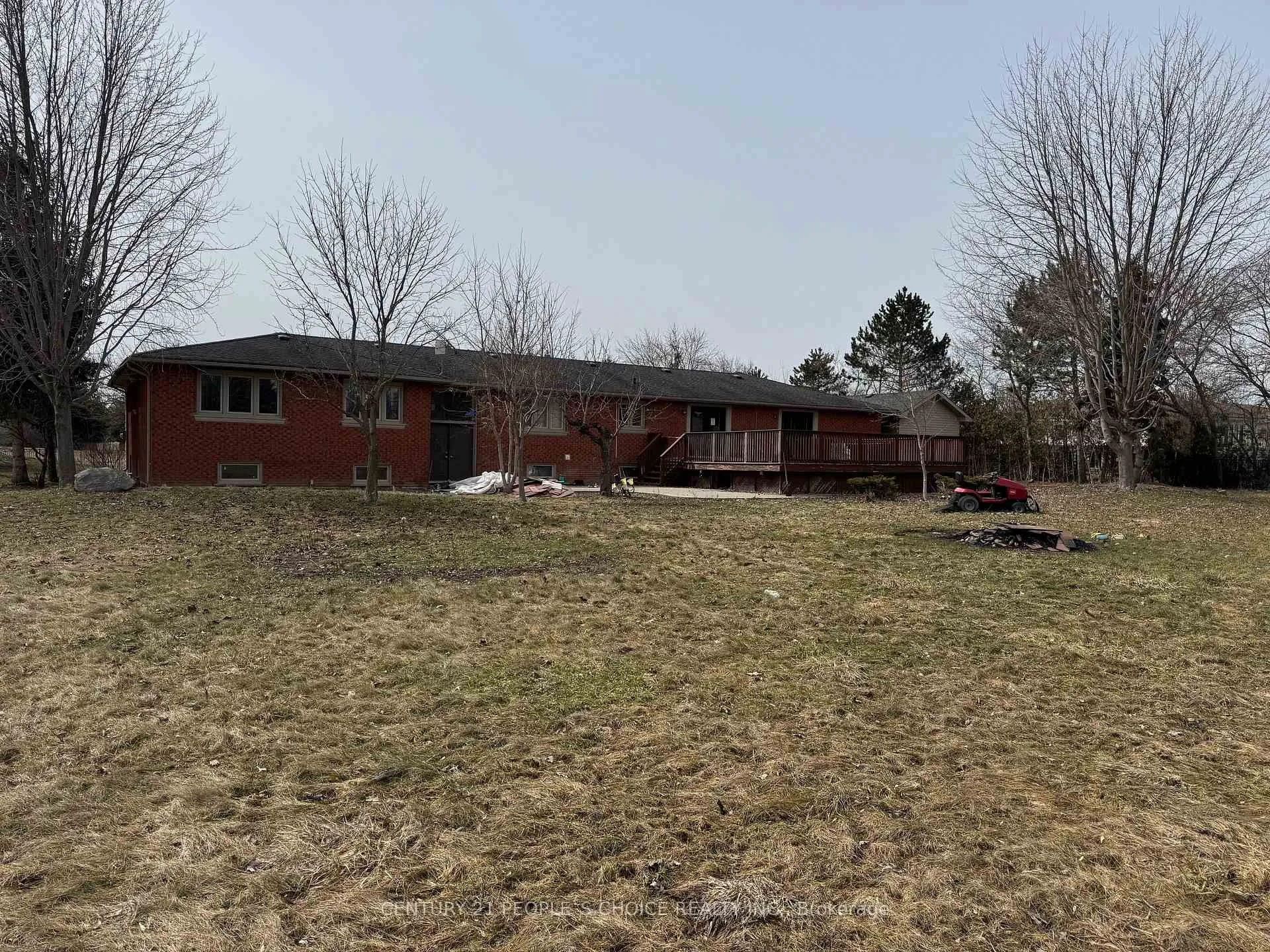 Photo 3 of 32 Michelangelo Boulevard, Brampton, Toronto Gore Rural Estate — HOMEH