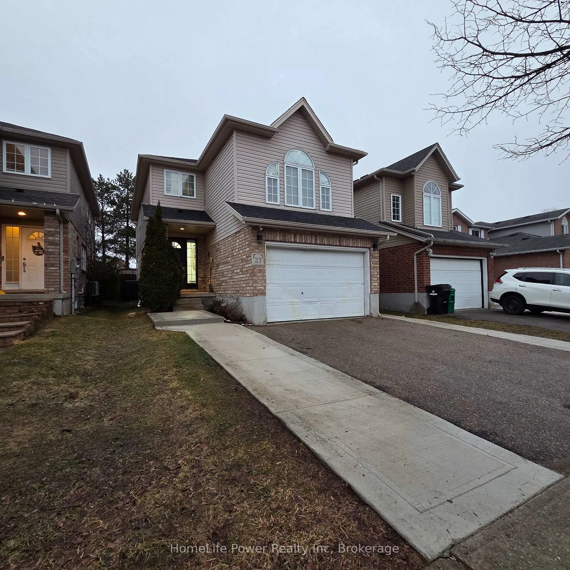 Photo 3 of Unit upper, 23 Schueller Street, Kitchener — HOMEH