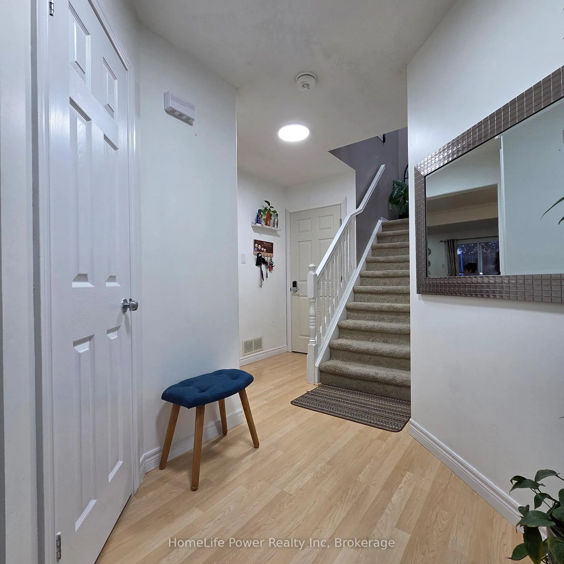 Photo 6 of Unit upper, 23 Schueller Street, Kitchener — HOMEH