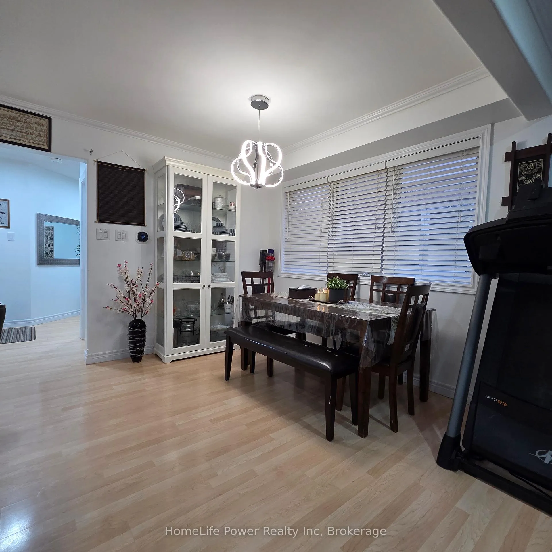 Photo 9 of Unit upper, 23 Schueller Street, Kitchener — HOMEH