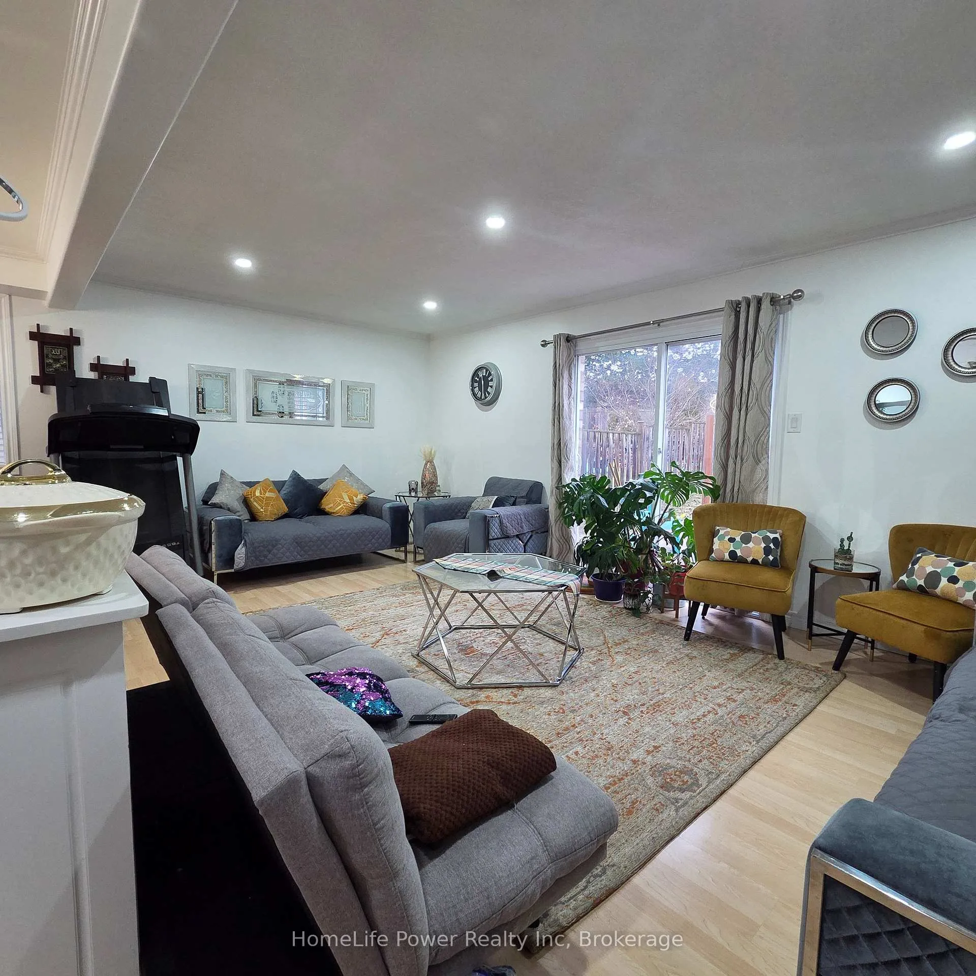 Photo 12 of Unit upper, 23 Schueller Street, Kitchener — HOMEH