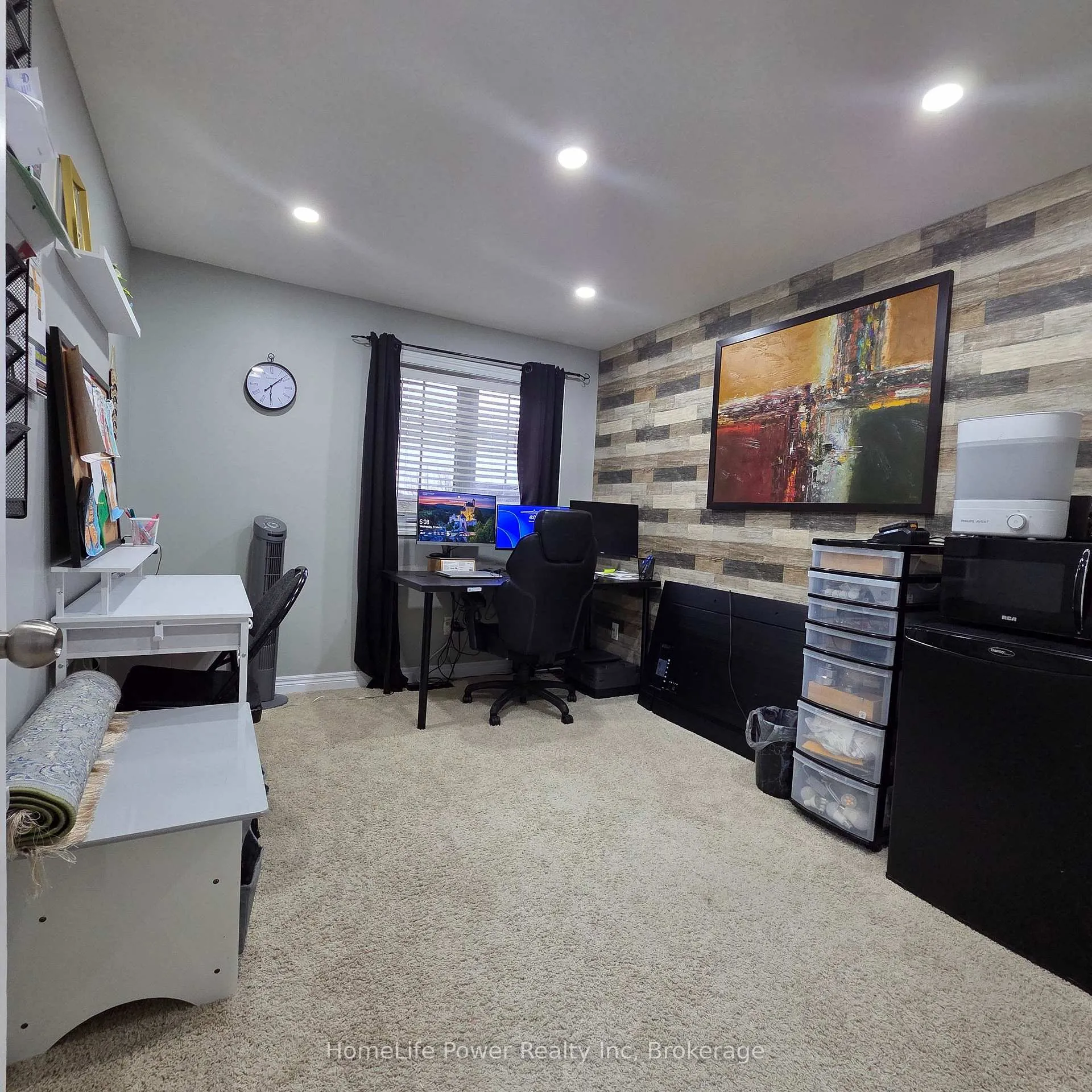 Photo 21 of Unit upper, 23 Schueller Street, Kitchener — HOMEH
