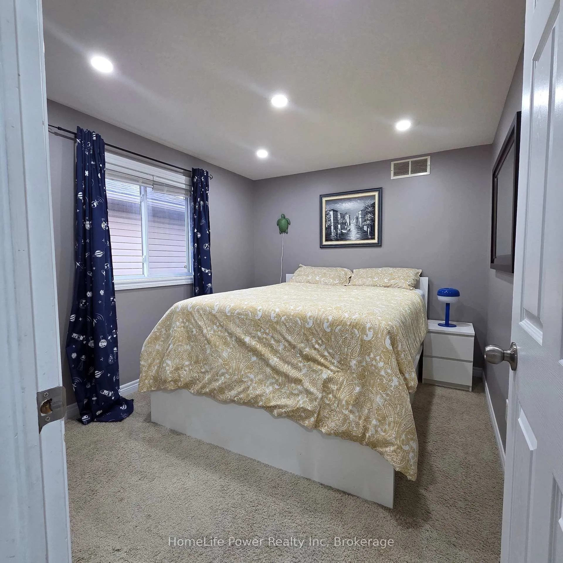 Photo 23 of Unit upper, 23 Schueller Street, Kitchener — HOMEH