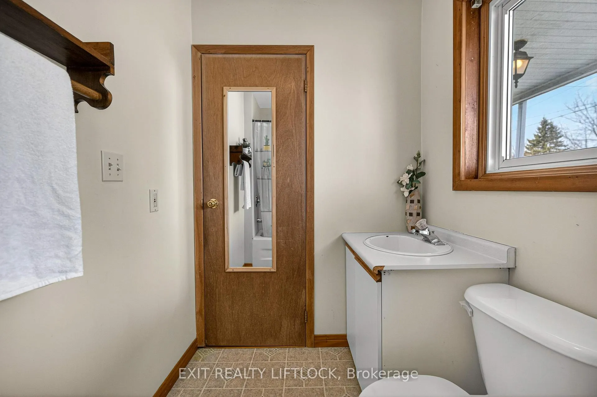 Photo 15 of 709 Orpington Road, Peterborough, Otonabee Ward 1 — HOMEH