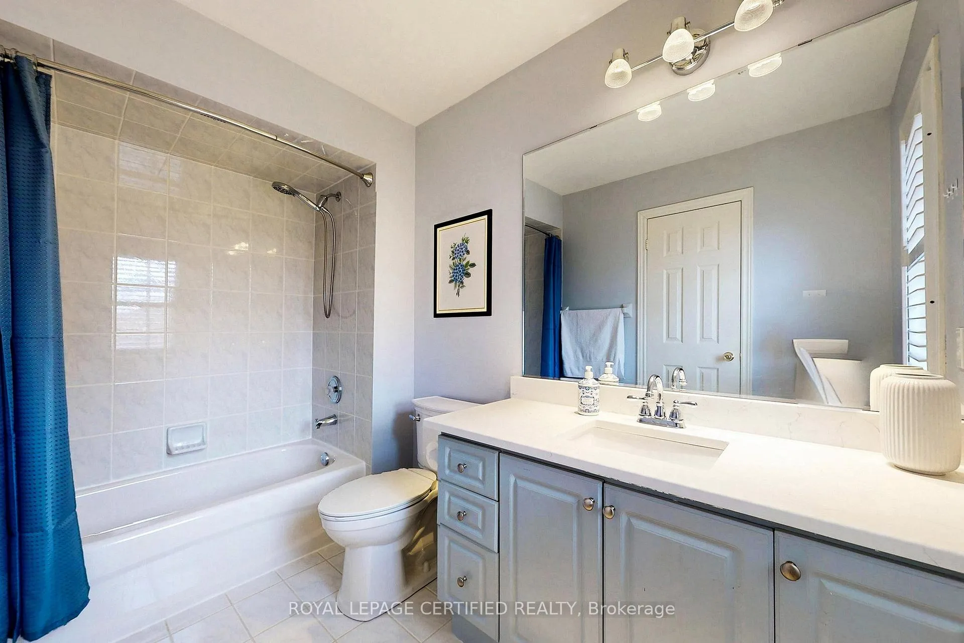 Photo 10 of 8 Grapevine Road, Caledon, Bolton West — HOMEH