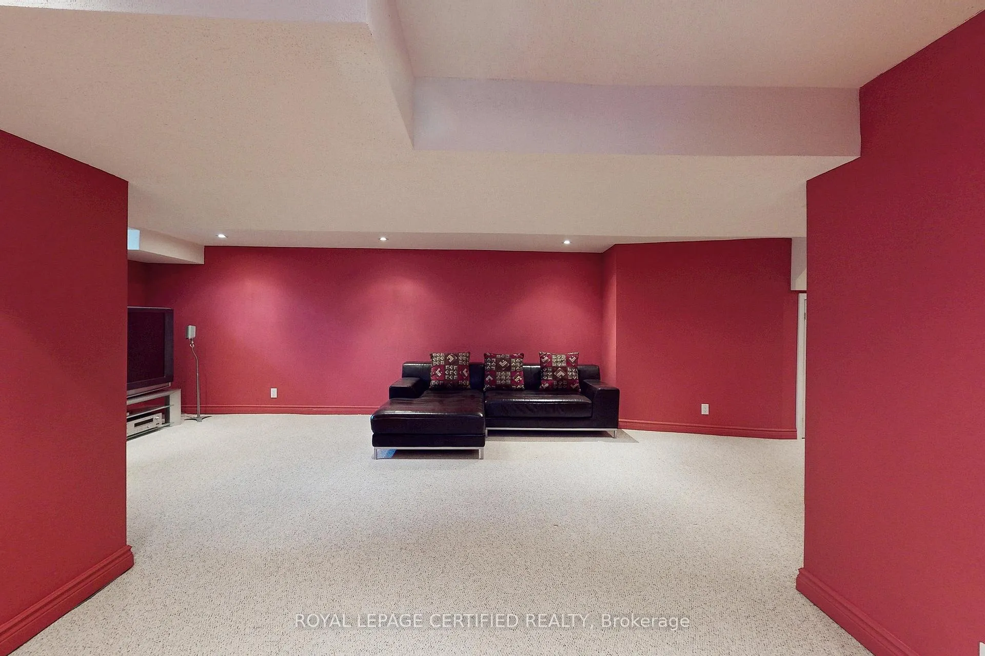 Photo 13 of 8 Grapevine Road, Caledon, Bolton West — HOMEH