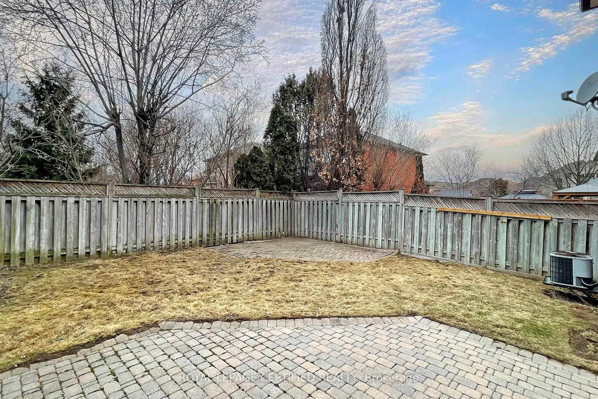 Photo 18 of 8 Grapevine Road, Caledon, Bolton West — HOMEH