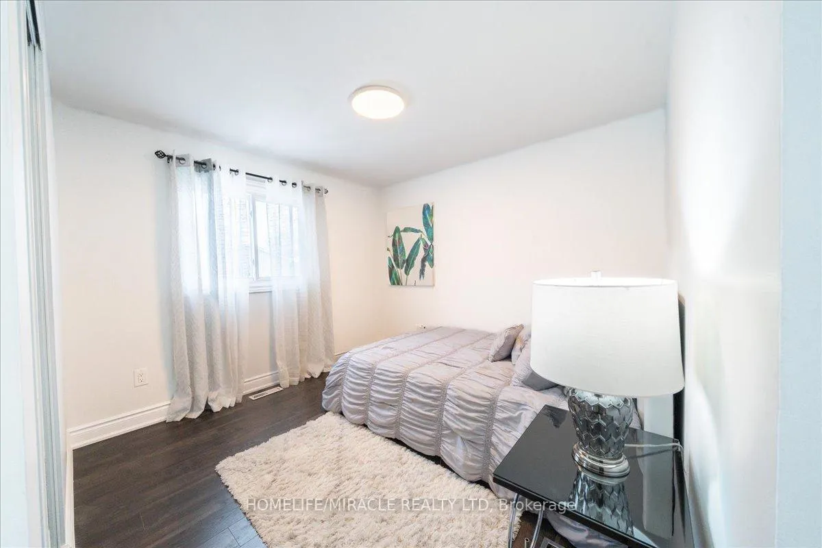 Photo 32 of 47 Martindale Crescent, Brampton, Brampton West — HOMEH