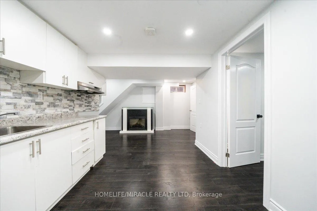 Photo 39 of 47 Martindale Crescent, Brampton, Brampton West — HOMEH