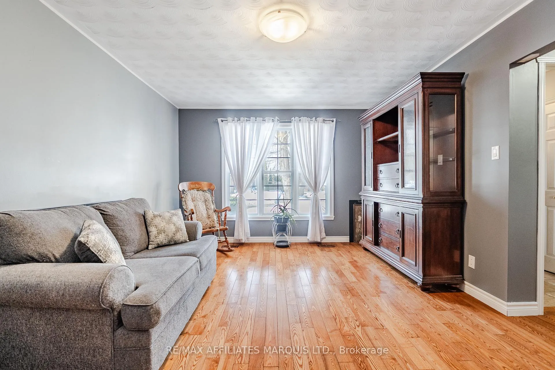 Photo 7 of 668 Champlain Drive N, Cornwall — HOMEH