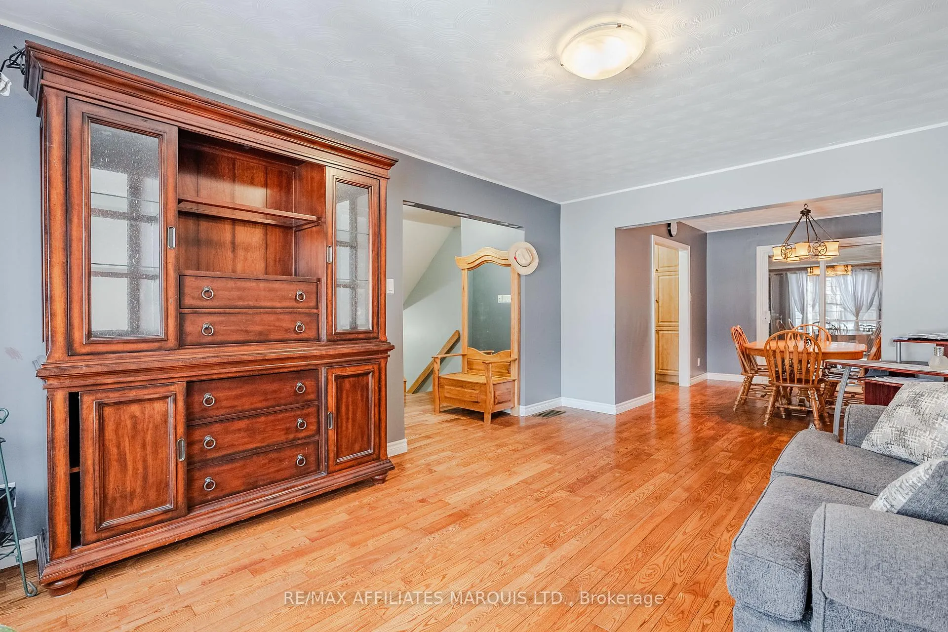 Photo 9 of 668 Champlain Drive N, Cornwall — HOMEH