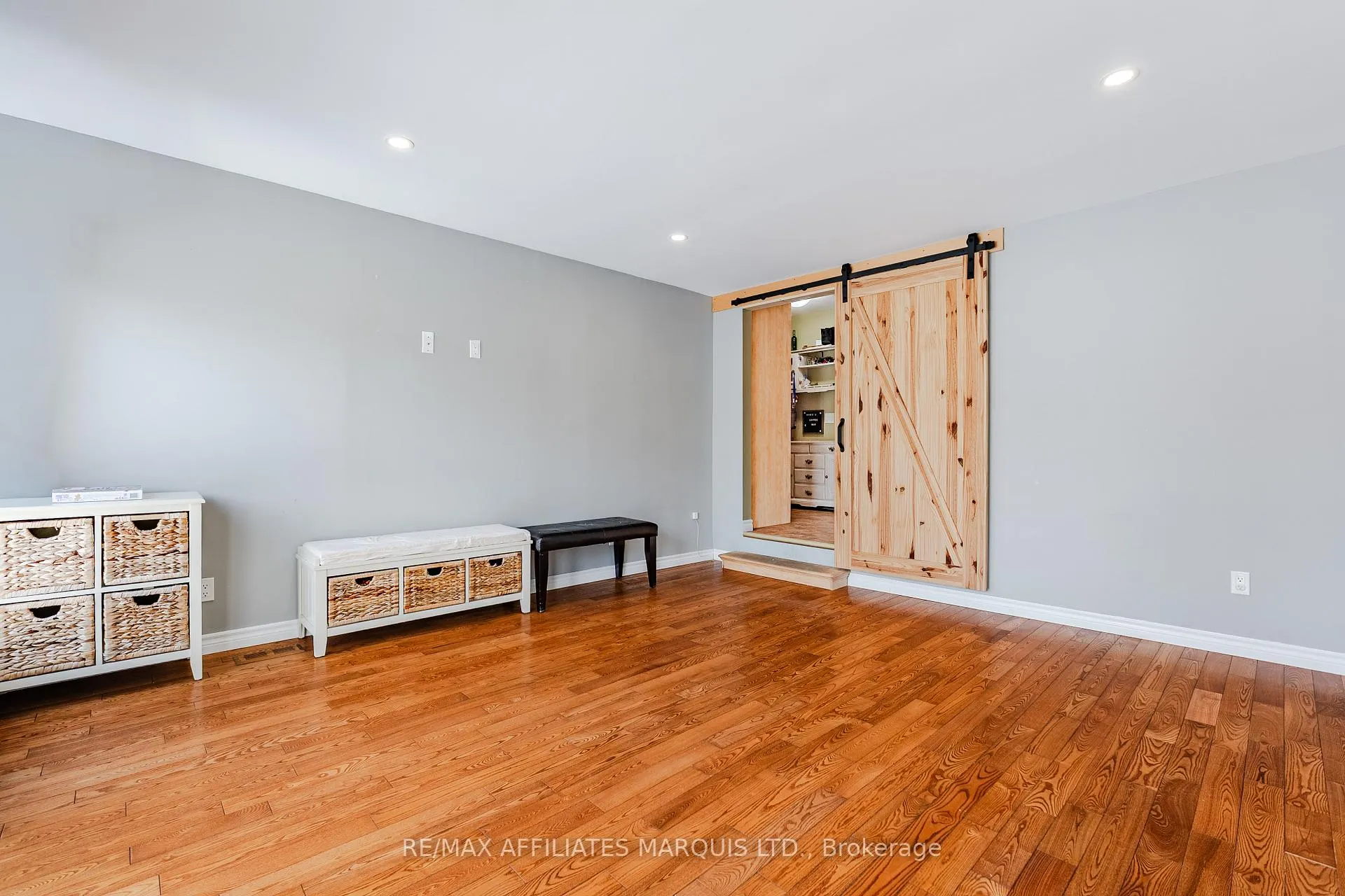 Photo 16 of 668 Champlain Drive N, Cornwall — HOMEH