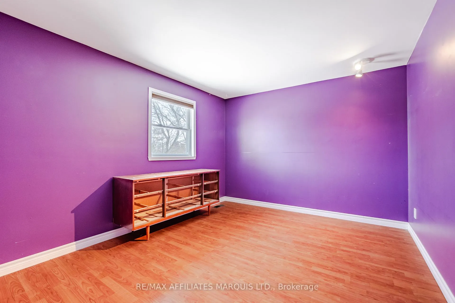 Photo 21 of 668 Champlain Drive N, Cornwall — HOMEH