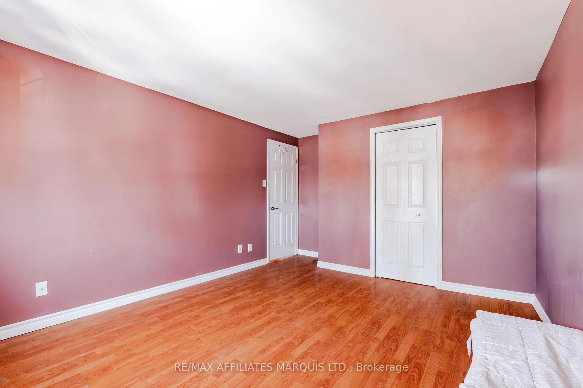 Photo 25 of 668 Champlain Drive N, Cornwall — HOMEH