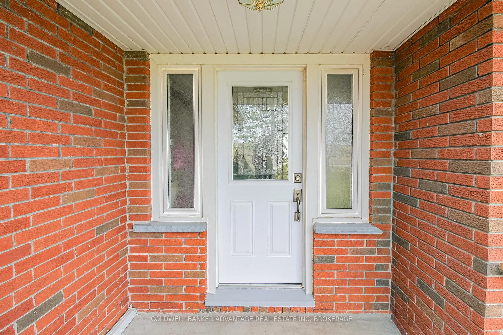 Photo 6 of 377 Silverthorn Crescent, Welland, Cooks Mills — HOMEH