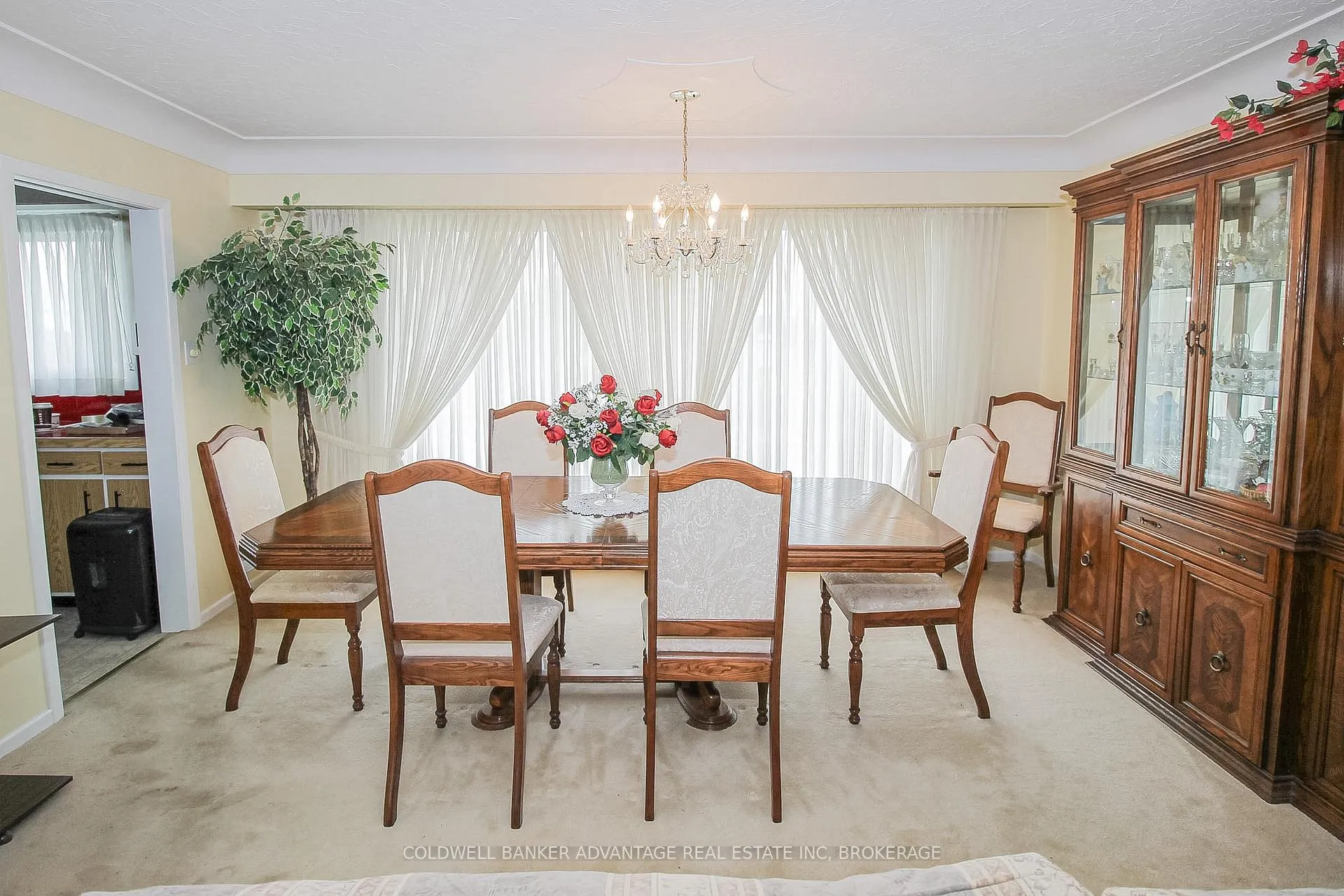Photo 12 of 377 Silverthorn Crescent, Welland, Cooks Mills — HOMEH