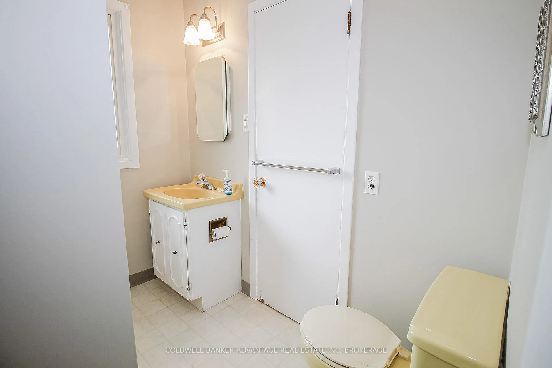 Photo 28 of 377 Silverthorn Crescent, Welland, Cooks Mills — HOMEH