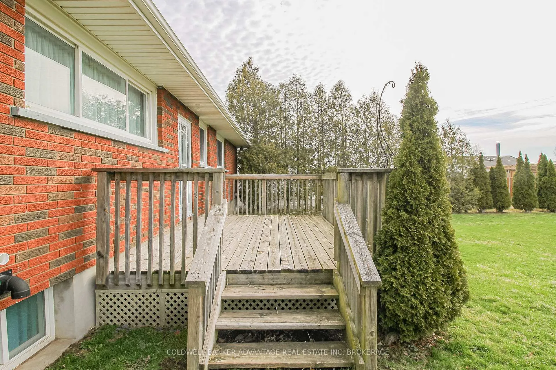 Photo 44 of 377 Silverthorn Crescent, Welland, Cooks Mills — HOMEH
