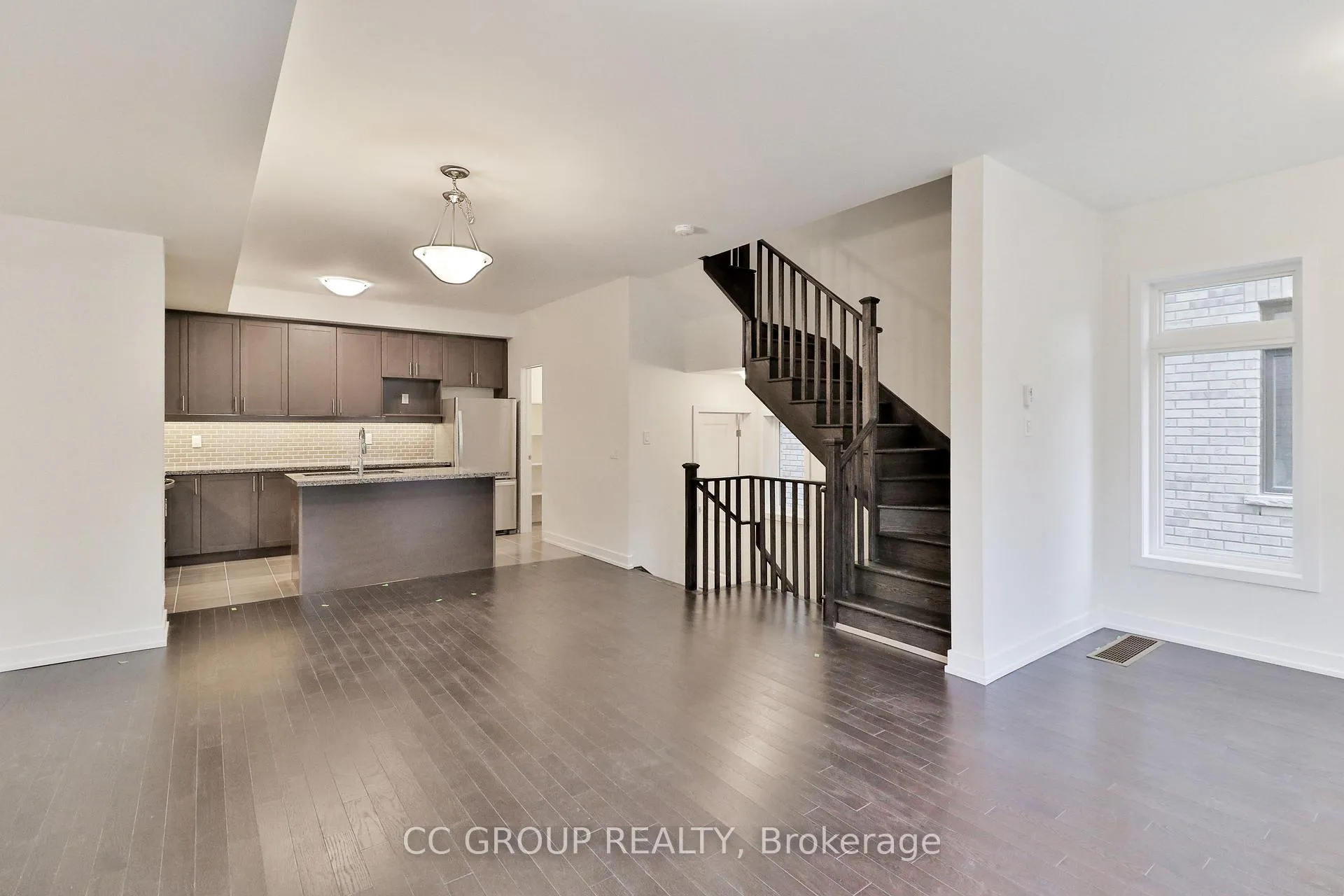 Photo 5 of 24 William Shearn Crescent, Markham, Angus Glen — HOMEH