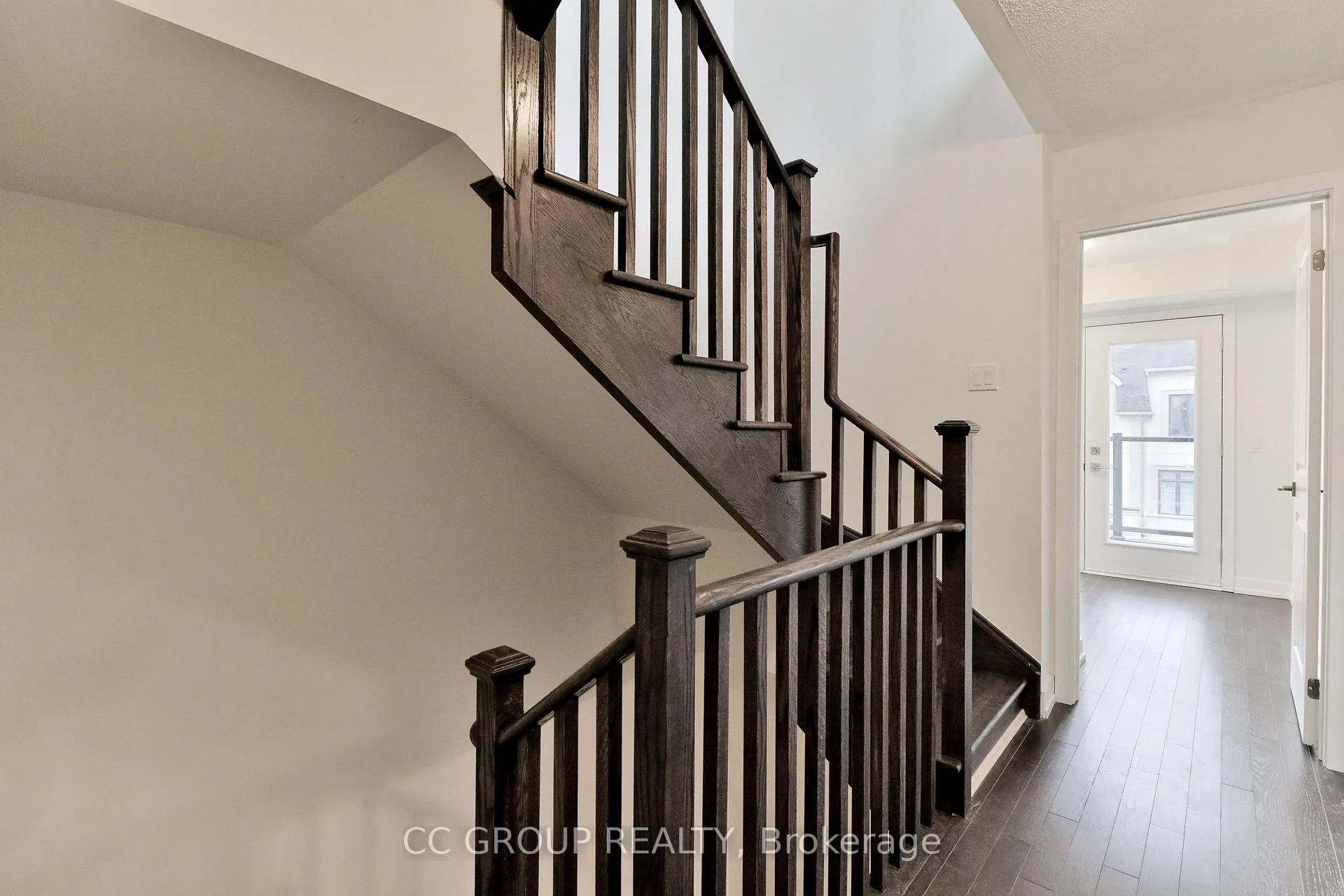 Photo 11 of 24 William Shearn Crescent, Markham, Angus Glen — HOMEH