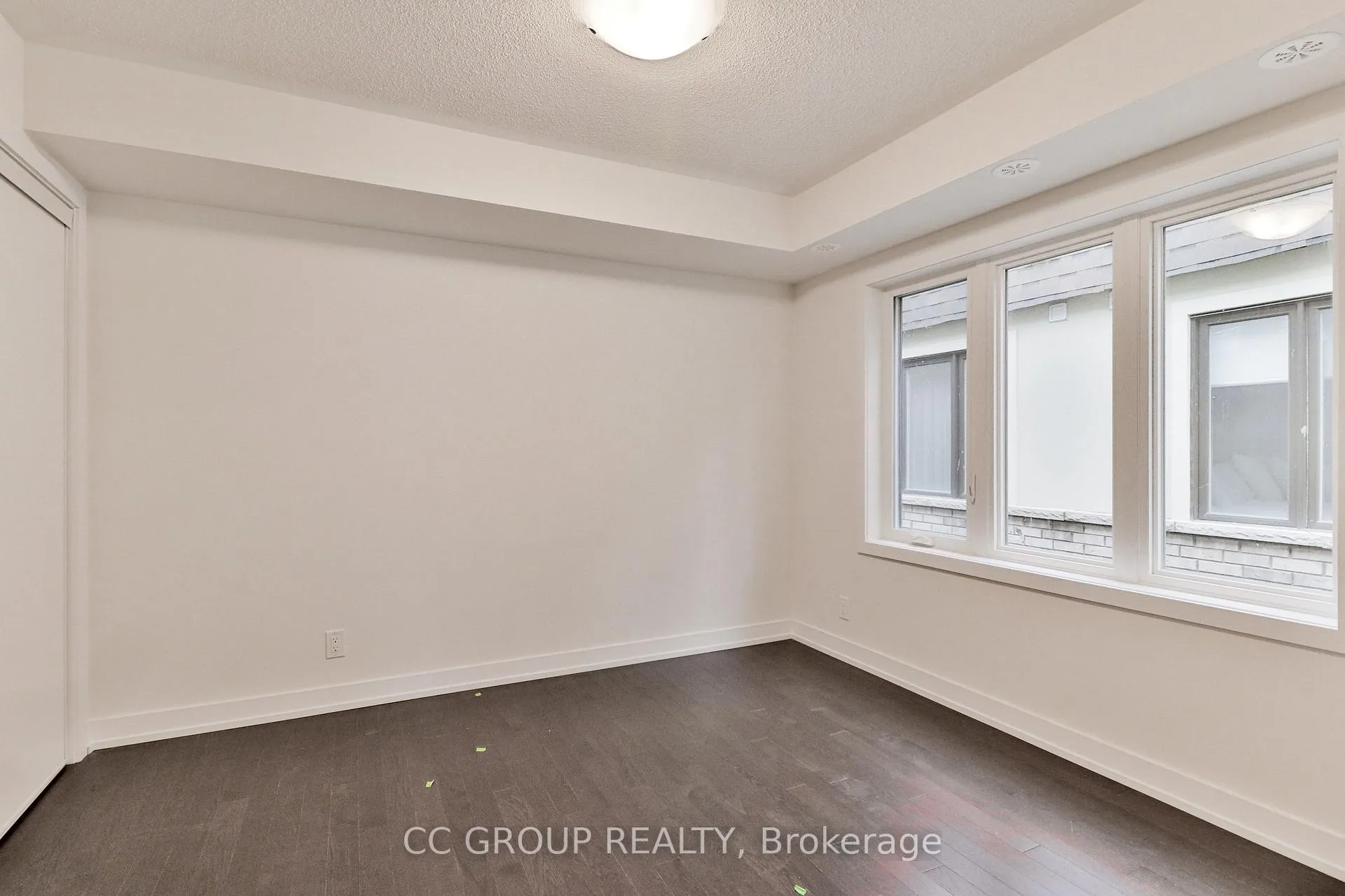 Photo 12 of 24 William Shearn Crescent, Markham, Angus Glen — HOMEH