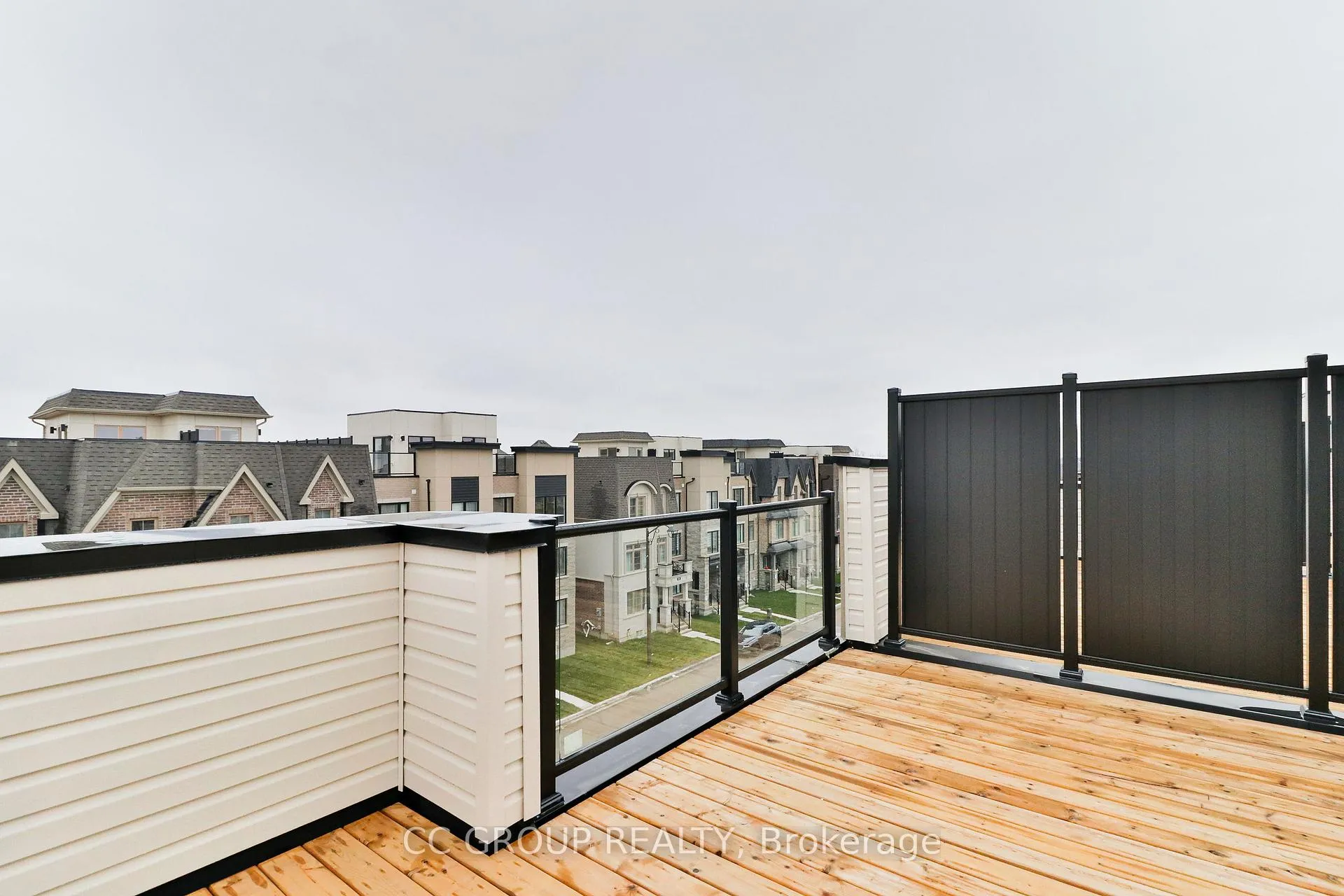 Photo 25 of 24 William Shearn Crescent, Markham, Angus Glen — HOMEH