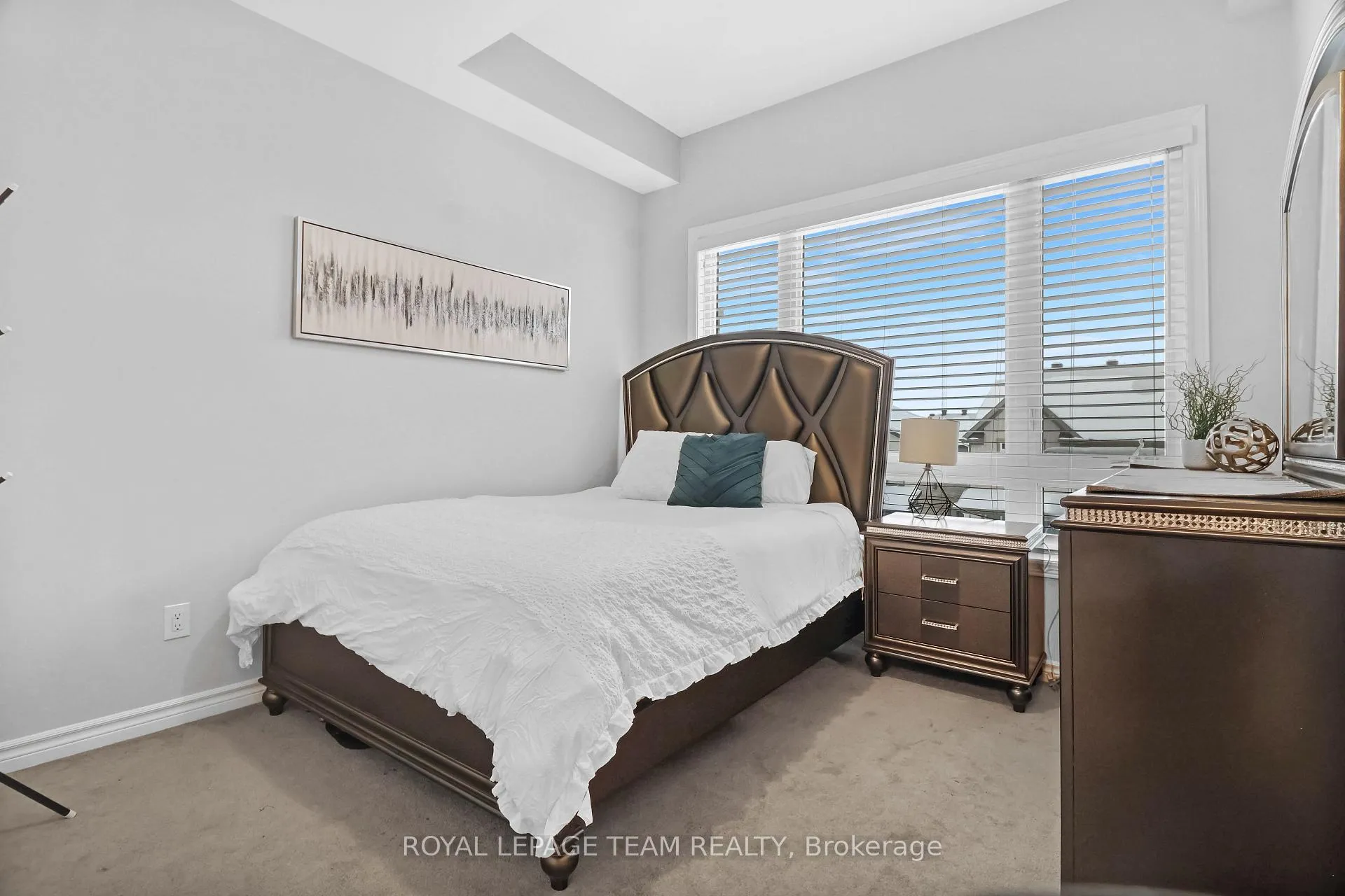Photo 34 of 405 Aphelion Crescent, Ottawa, Barrhaven - Half Moon Bay — HOMEH