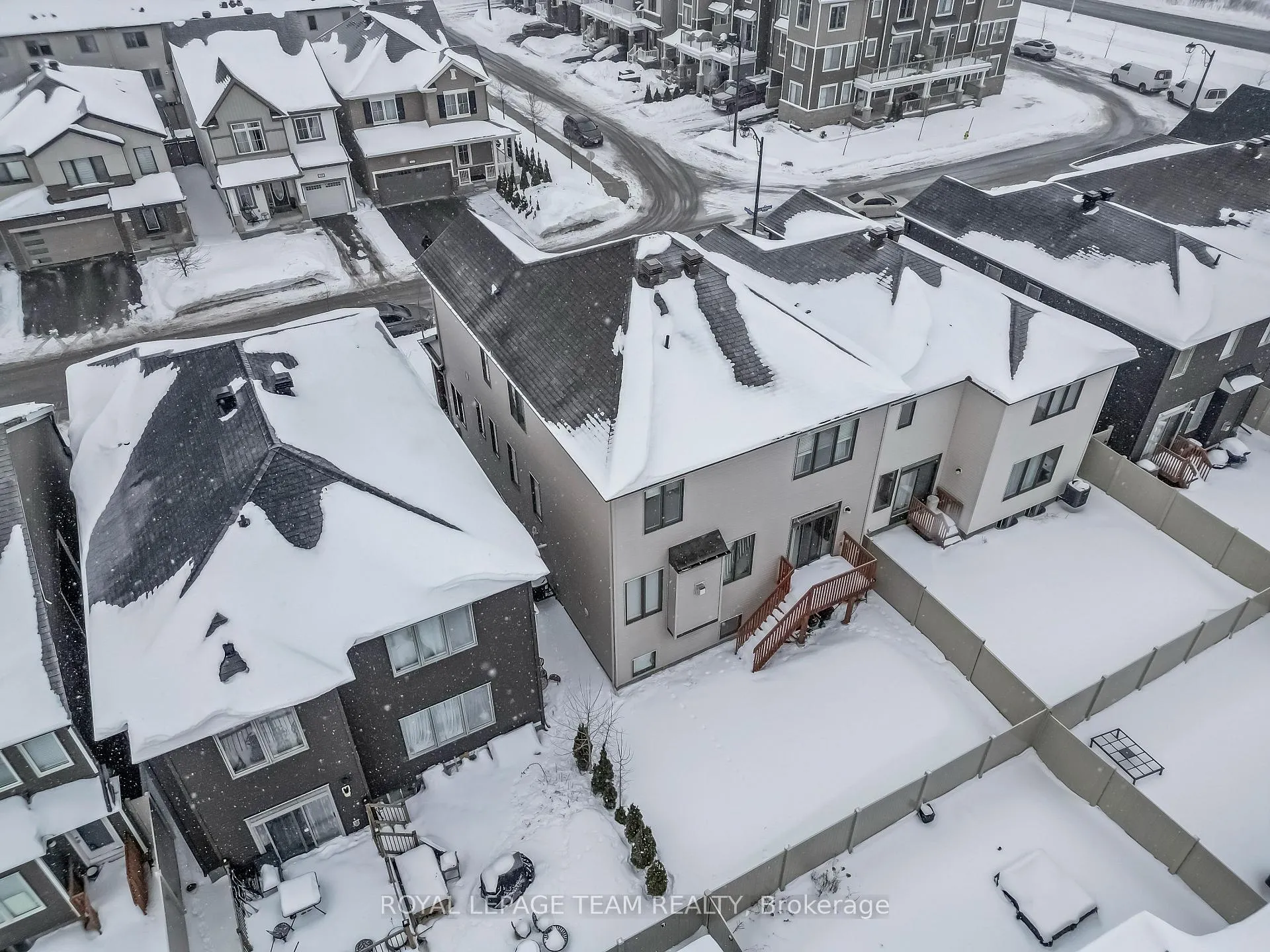Photo 48 of 405 Aphelion Crescent, Ottawa, Barrhaven - Half Moon Bay — HOMEH